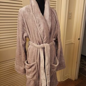 Soma Cream Plush Robe with Shawl Collar and Tie Belt